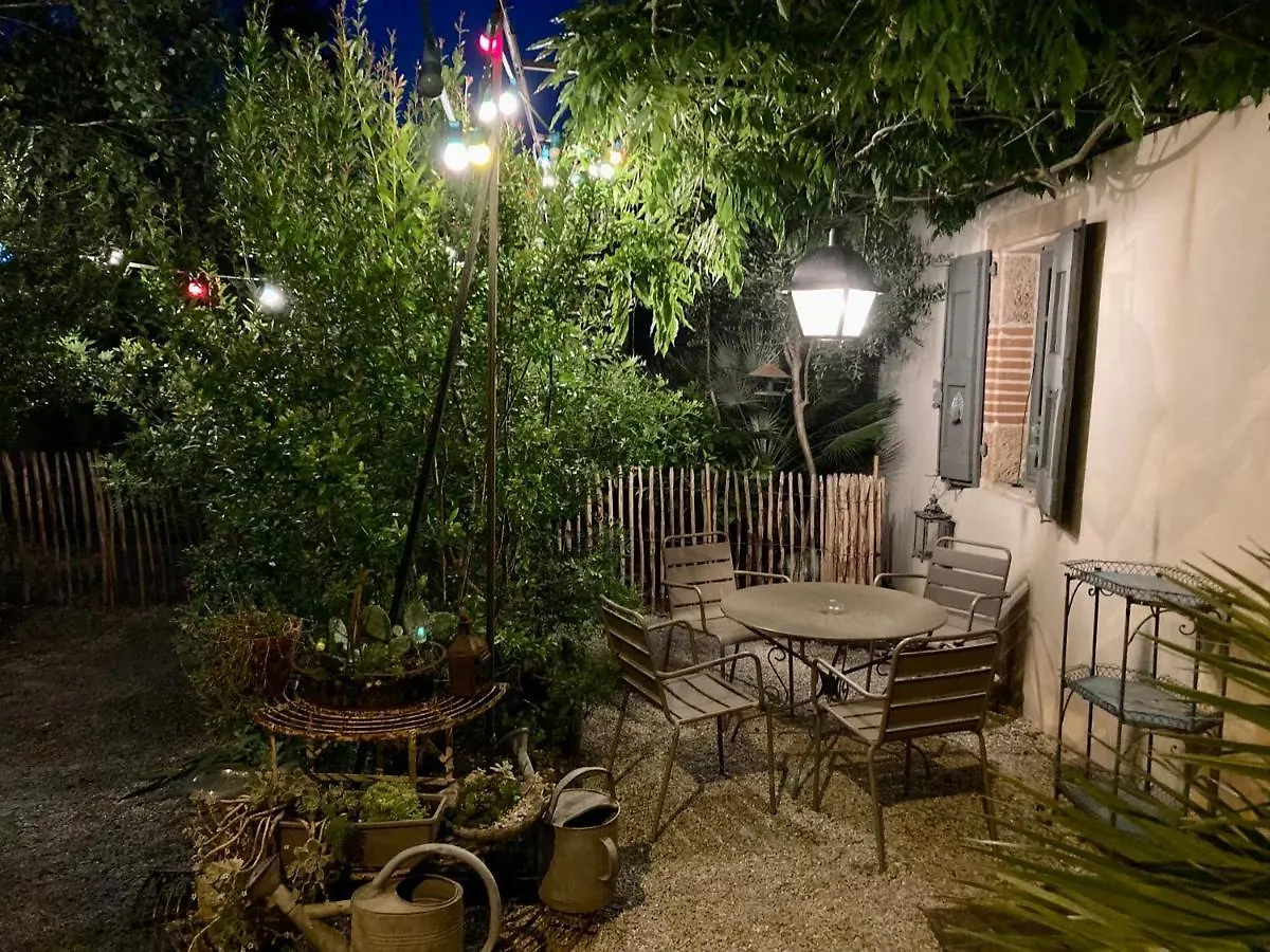 16 Bis-Gite-Hotel-Studio Marssac-sur-Tarn